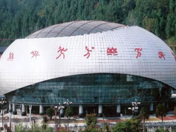 济南螺栓球网架定制